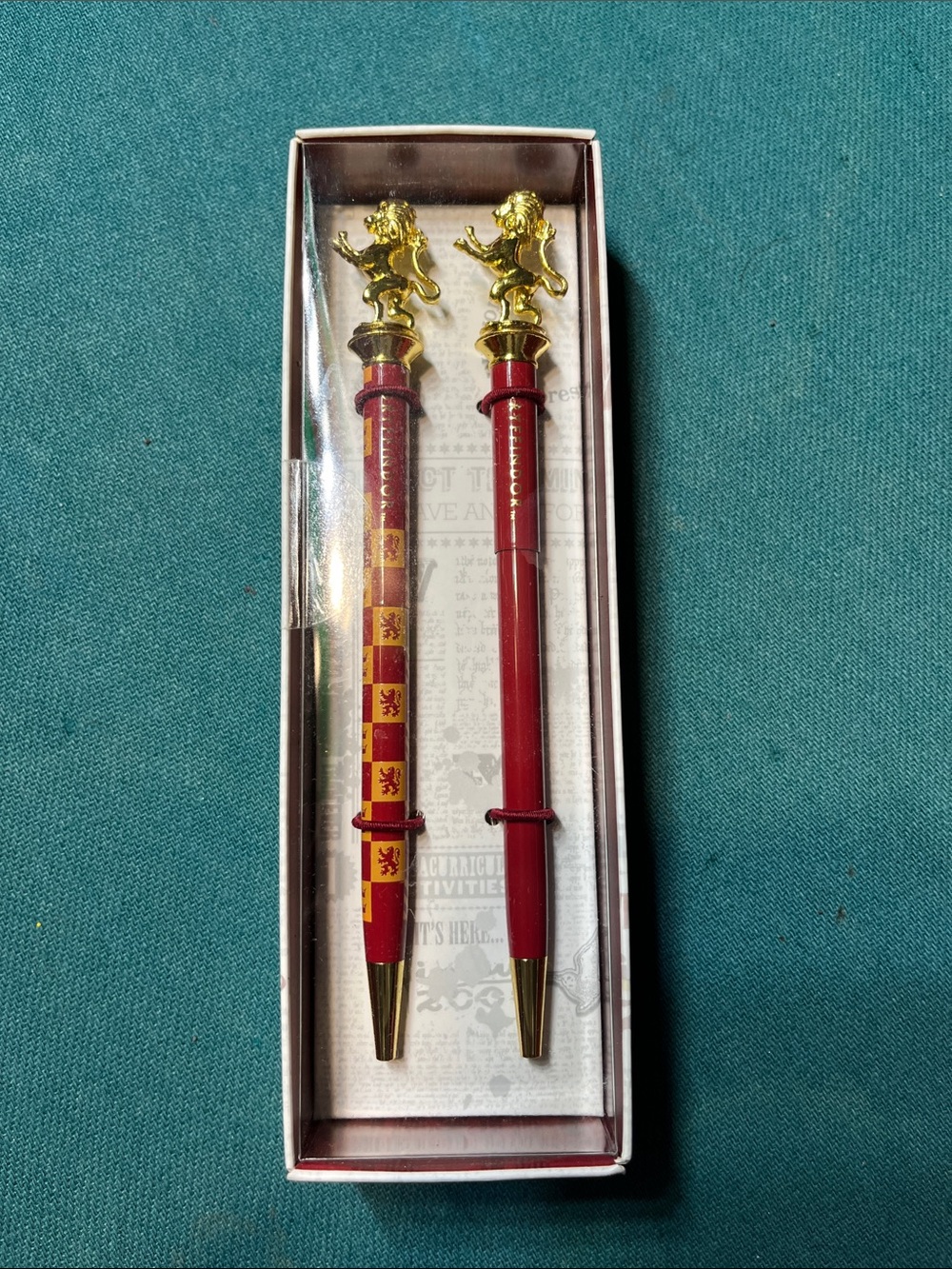 Harry Potter Gryffindor pen and pencil set
